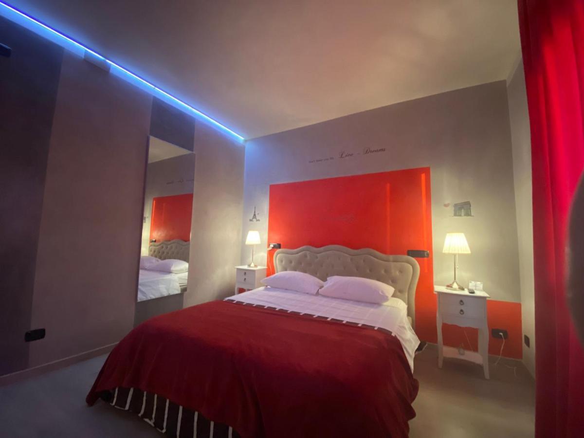 B2In Suite & Office Каприате-Сан-Джервазио Экстерьер фото