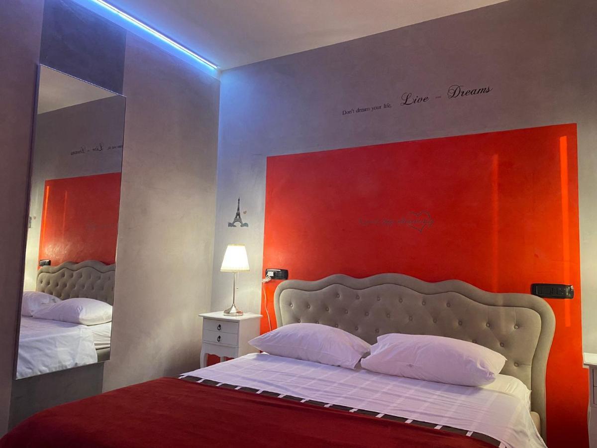 B2In Suite & Office Каприате-Сан-Джервазио Экстерьер фото
