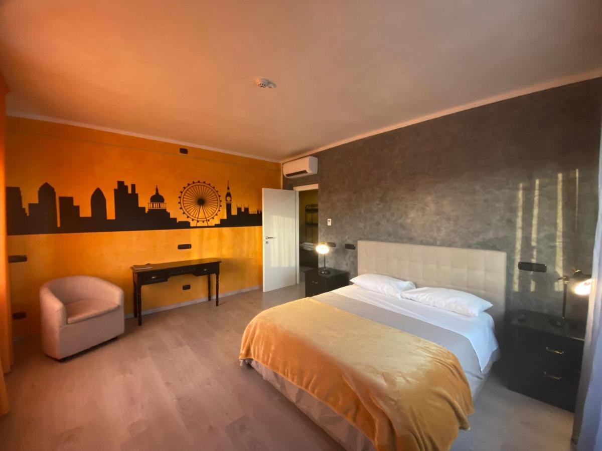 B2In Suite & Office Каприате-Сан-Джервазио Экстерьер фото